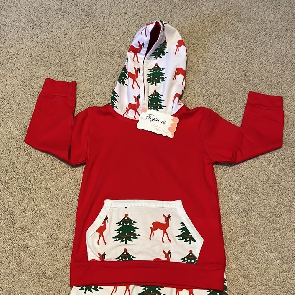 Christmas Outfit Size 2T - Picture 2 of 4